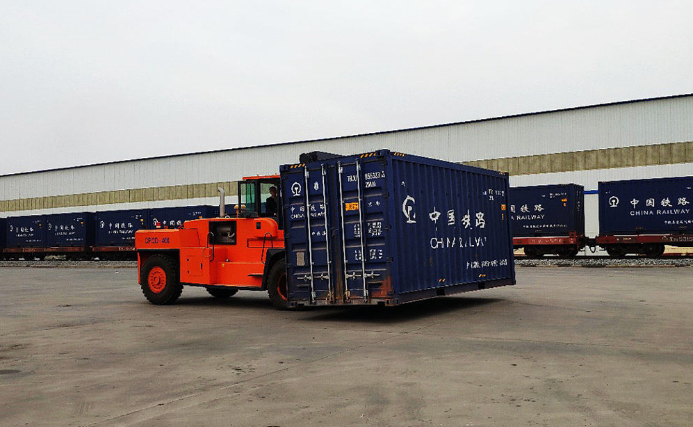 Application of 13-25 Tons Heavy Duty Diesel Counterbalance Forklift