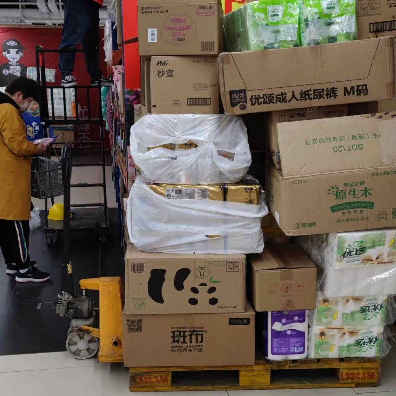 NEOlift hand pallet jack works in Yonghui Supermarket