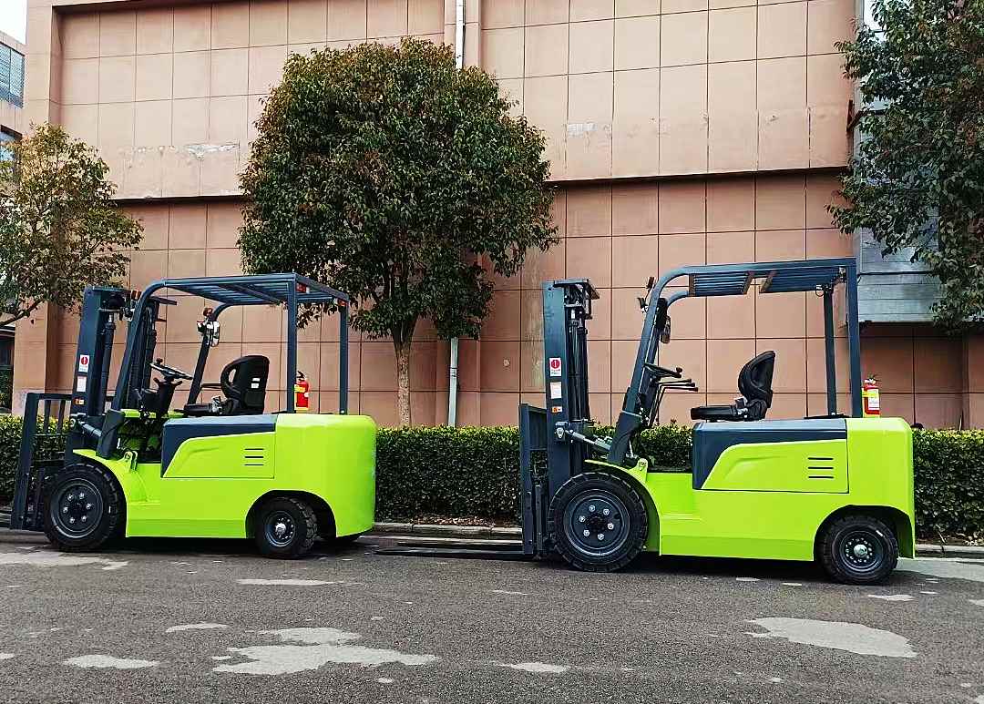 Electric counterbalance forklift truck