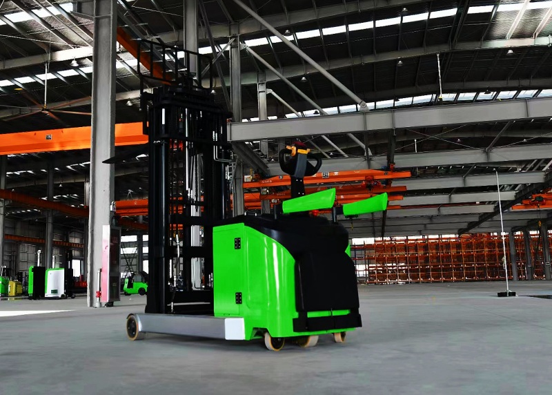 Application of Stand On Type Mini Electric Reach Truck