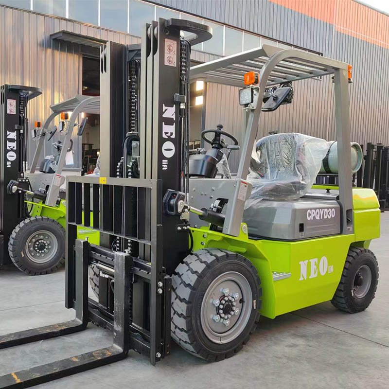 Gasoline And LPG Counterbalance Forklift: How To Keep The Gas Tank Safe