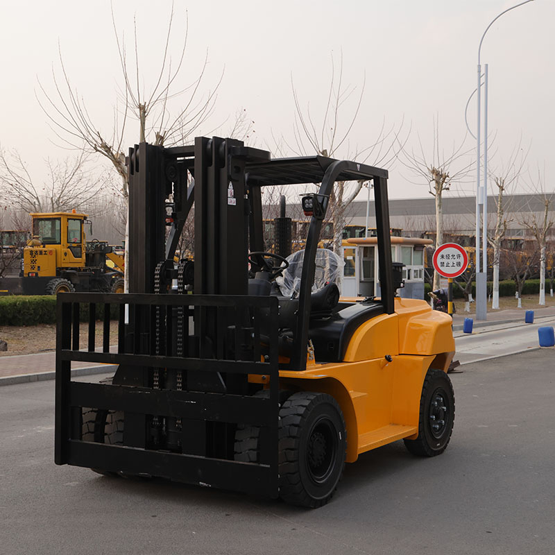 NEOlift:Heavy Duty Diesel Forklift Into Turkey