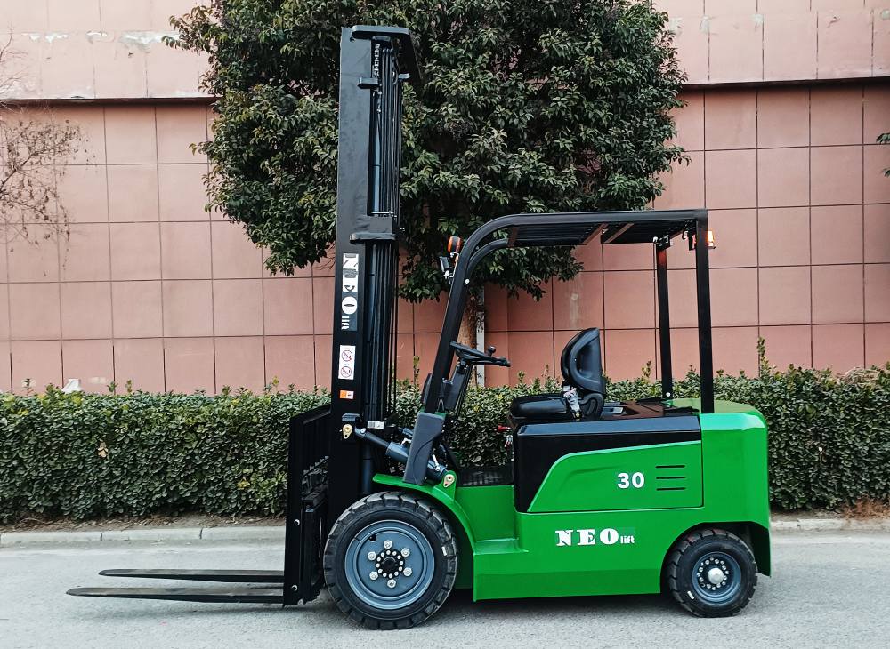 NEOlift Electric Forklift